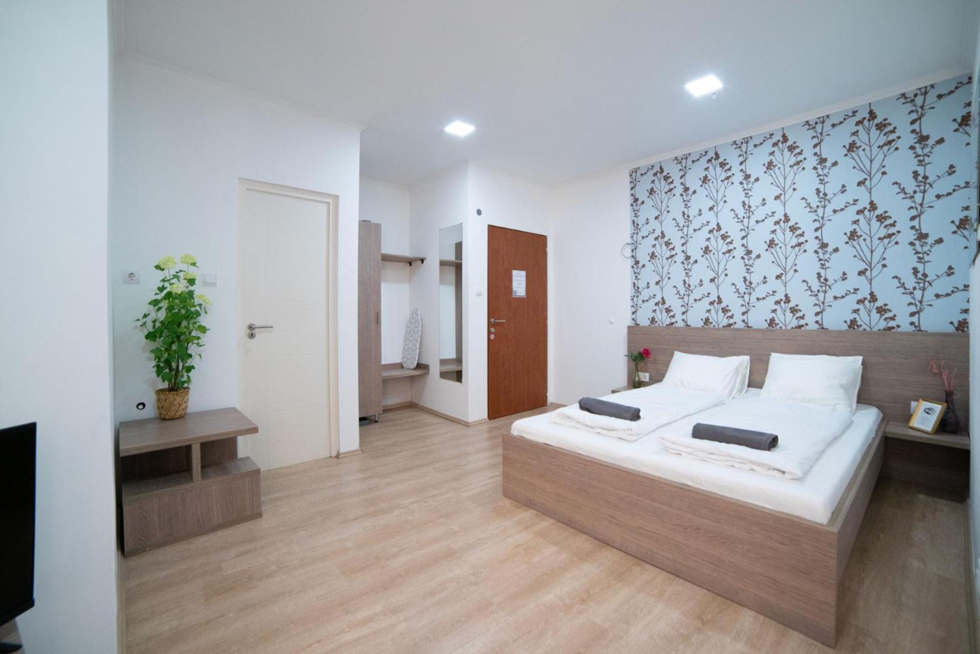 Seasons Design Rooms Budapest Esterno foto